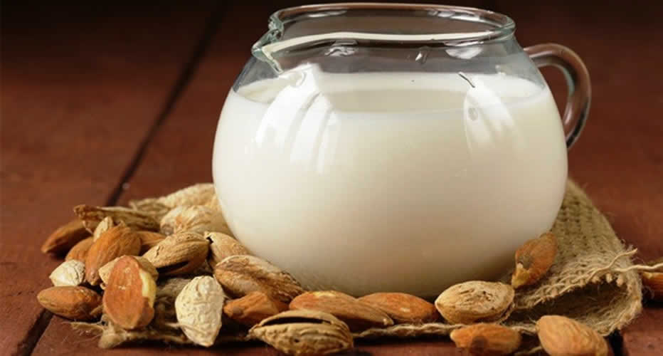 Leche de almendra