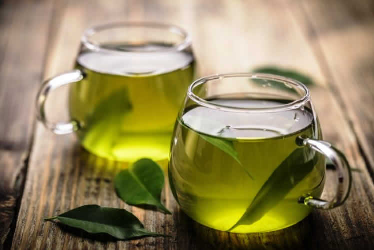 6 secretos de belleza que tienes que conocer del té verde